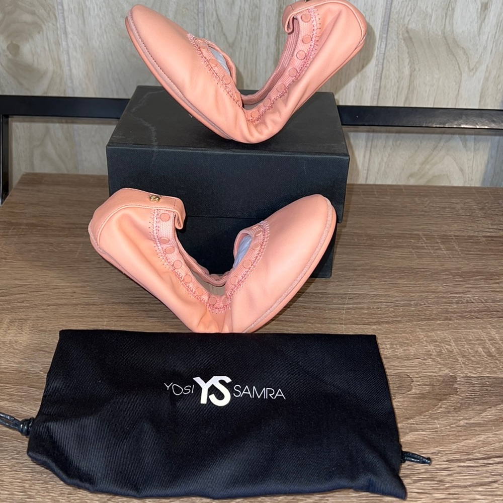 Yosi Samra Women's Samara Studded Flats, Peach Nectar. Size 5M